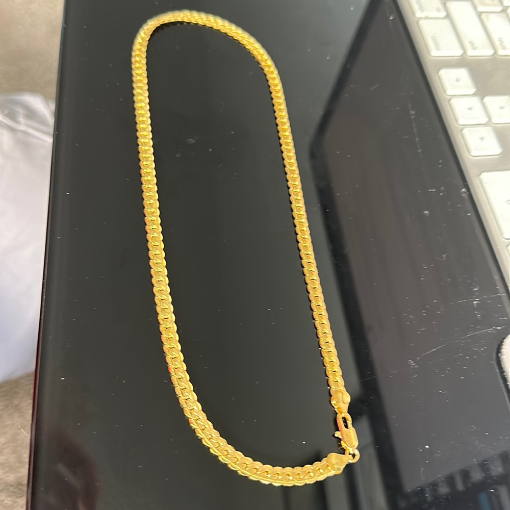 18k gold necklace